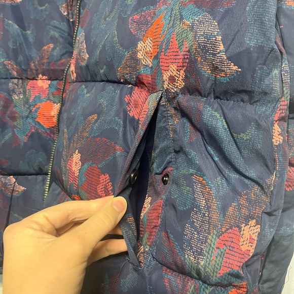 Sundance Floral Print Puffer Coat - Picture 9 of 9